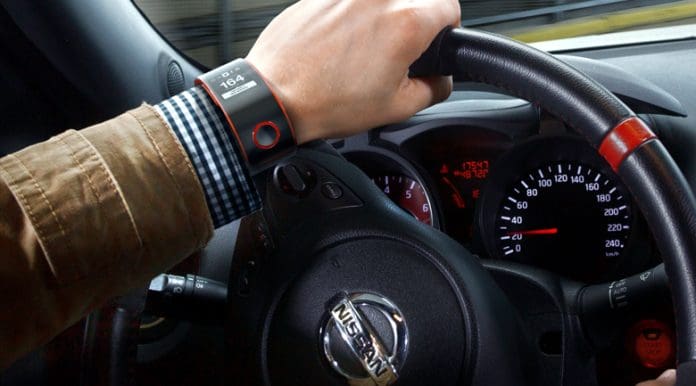 nissan-nismo-watch nissan nismo wearable technology