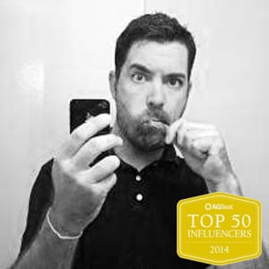 lucky shirt medium blogger