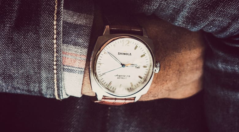 shinola watch vs smartwatches