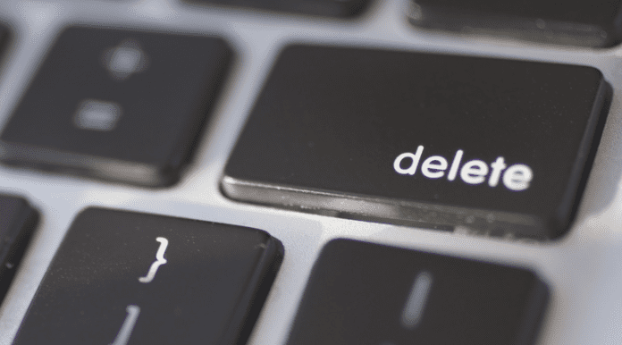 backspace delete button