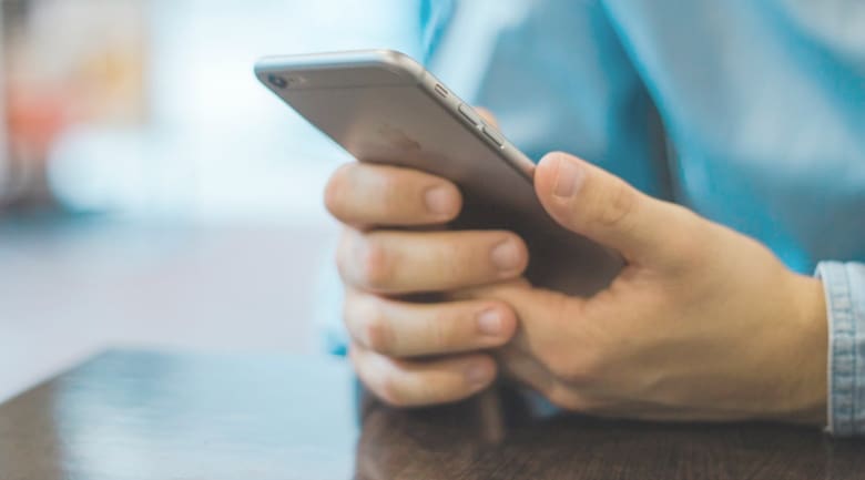 smartphone video smart telemarketing mailcell fingerprint location facetagram