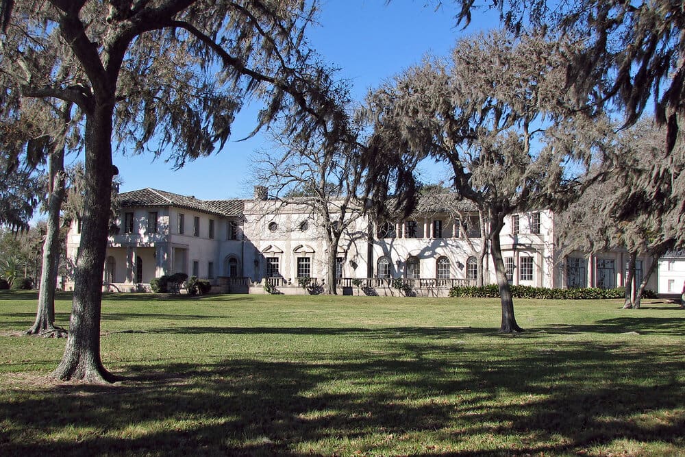historic mansion demolished